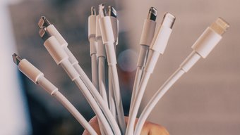 Überprüfen Sie das Datenkabel